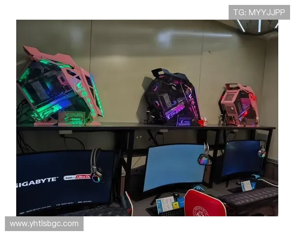 电竞热潮下新世代青年如何在虚拟战场中寻找自我与团队荣光